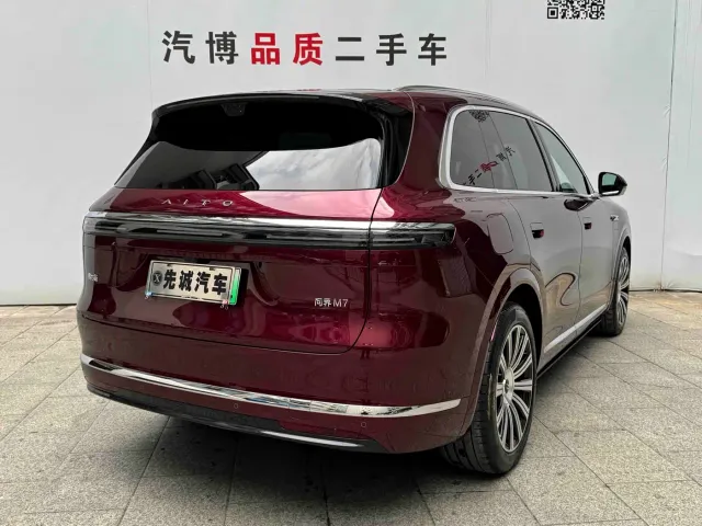 Aito M7 — Фото автомобиля 5