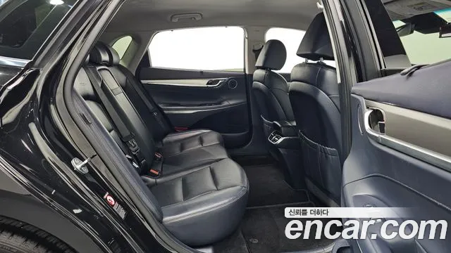 Hyundai Grandeur New — Фото автомобиля 17