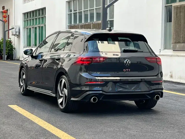 Volkswagen Golf GTI — Фото автомобиля 16