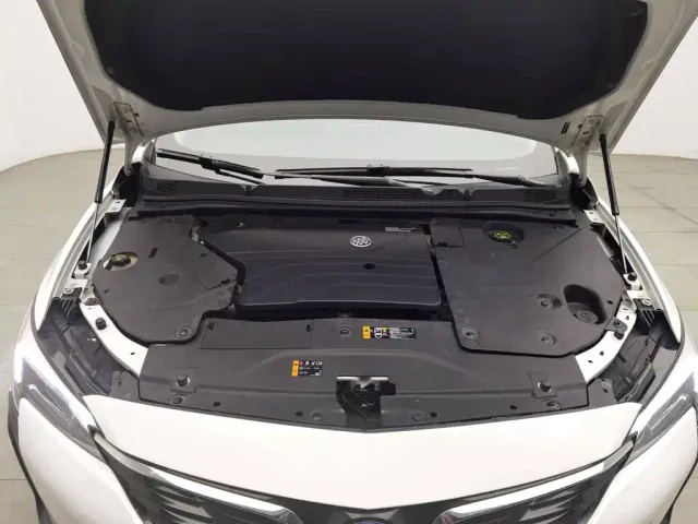 Buick Velite 6 — Фото автомобиля 6