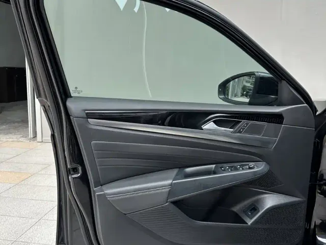 Volkswagen Passat — Фото автомобиля 20