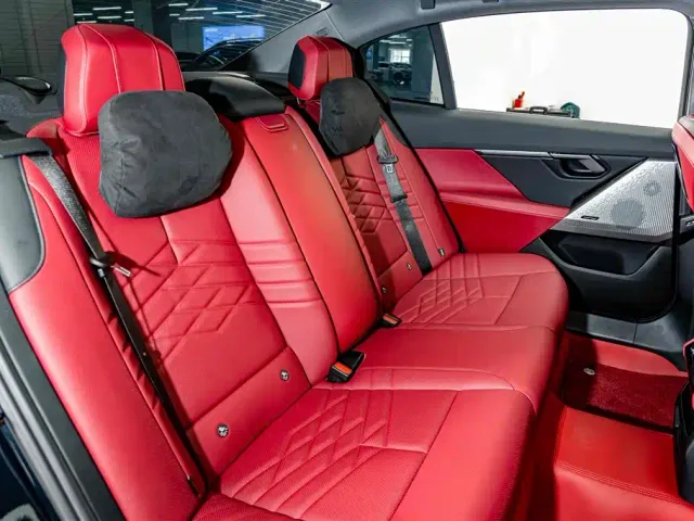 BMW 5 Series — Фото автомобиля 24