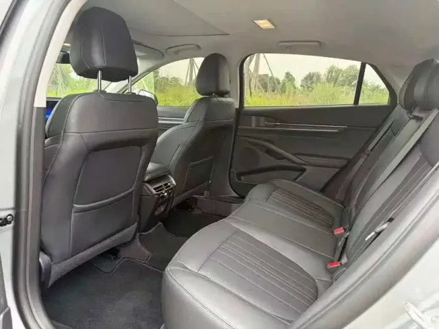 Ford Mondeo — Фото автомобиля 4