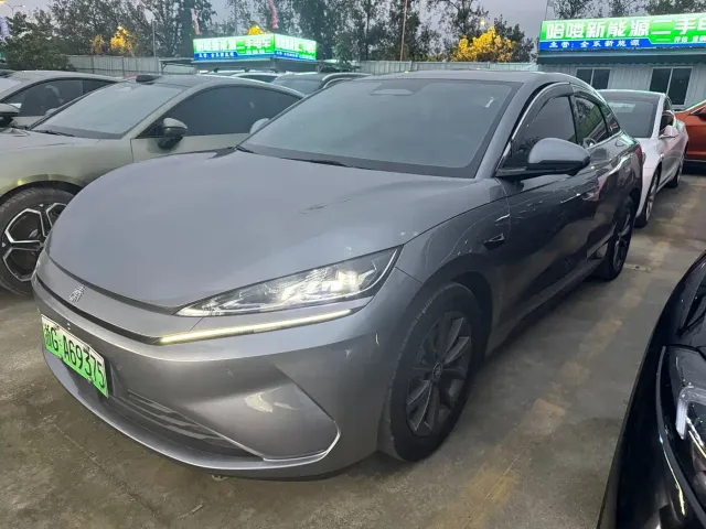 Фотография автомобиля — BYD Qin L