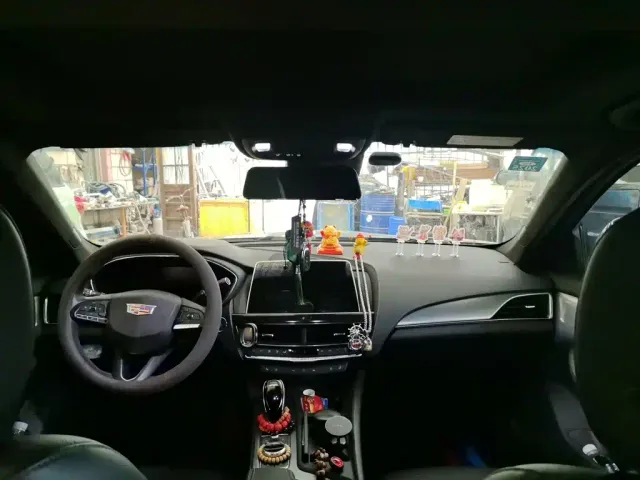 Cadillac CT5 — Фото автомобиля 19