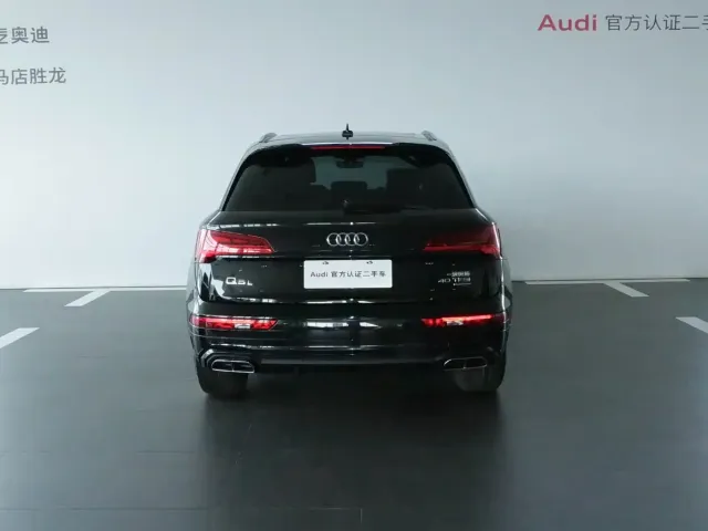 Audi Q5L — Фото автомобиля 5