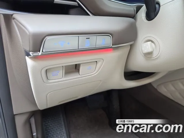 Genesis GV80 — Фото автомобиля 28