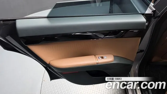 Hyundai Grandeur GN7 — Фото автомобиля 14