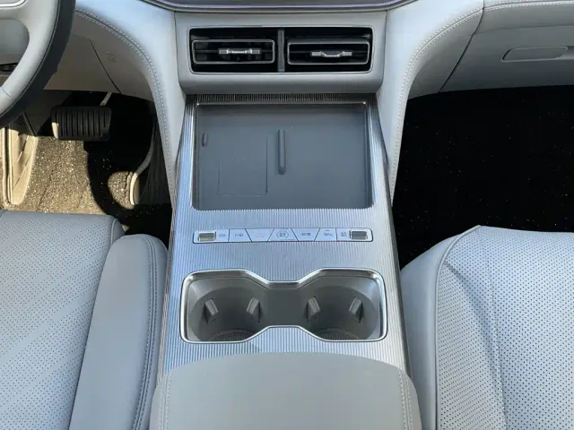BYD Song Ultra — Фото автомобиля 15