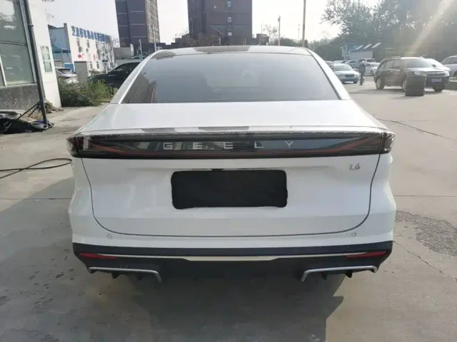 Geely Galaxy L6 — Фото автомобиля 5