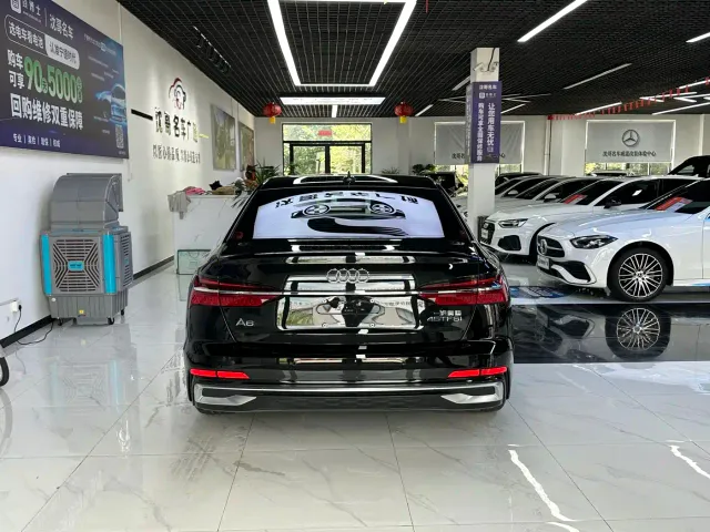 Audi A6L — Фото автомобиля 8