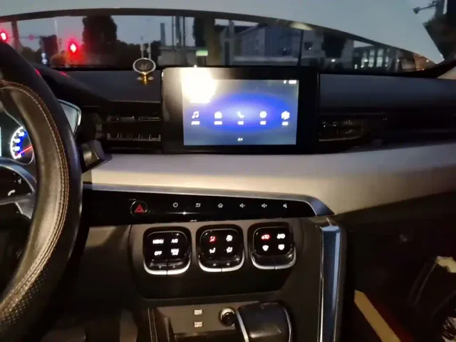 BAIC X3 — Фото автомобиля 12