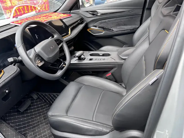 Changan X5 Plus — Фото автомобиля 6