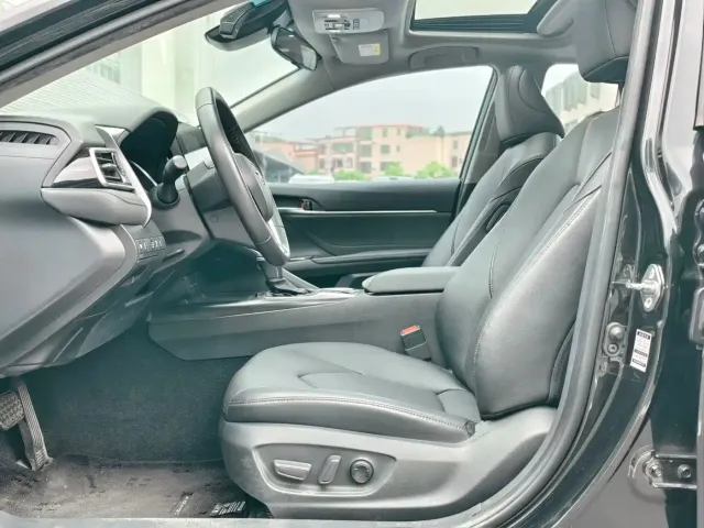 Toyota Camry 2021 2.0G Luxury Edition — Фото автомобиля 9