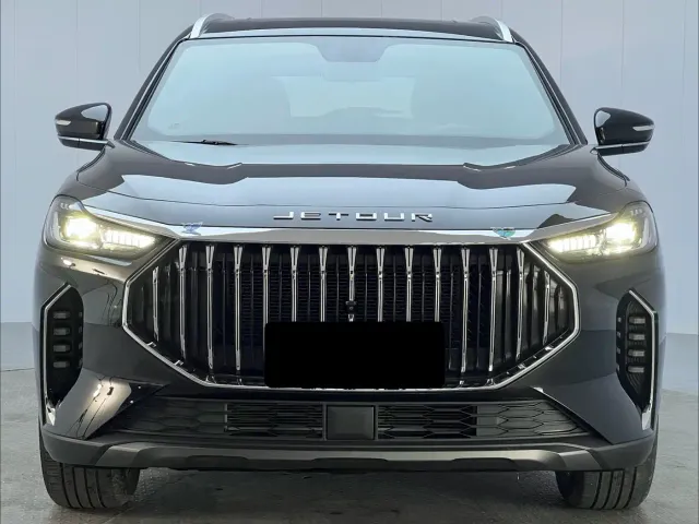 Jetour X70 Plus — Фото автомобиля 2