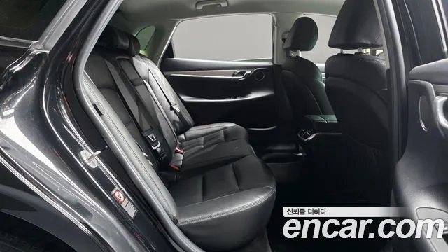 Hyundai Grandeur New — Фото автомобиля 11