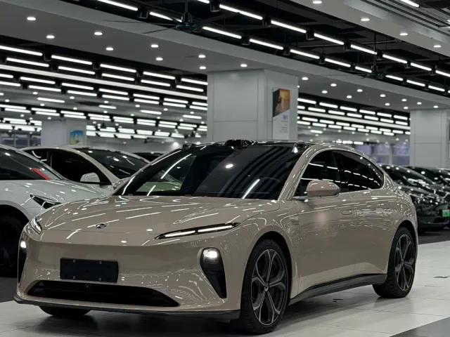 Фотография автомобиля — Nio ET5