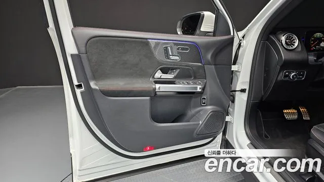 Mercedes-Benz GLB-Class X247 — Фото автомобиля 13