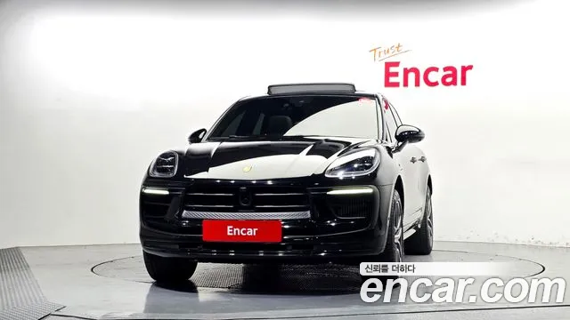 Porsche Macan — Фото автомобиля 3