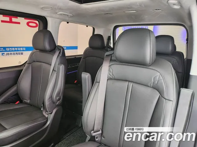 Hyundai Staria Staria 4WD Lounge 9 мест — Фото автомобиля 20