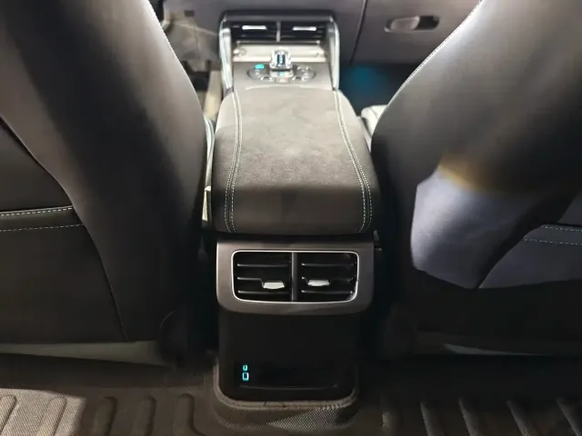 BYD Seal 06 — Фото автомобиля 12