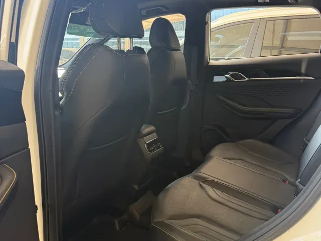 Geely Binyue — Фото автомобиля 4