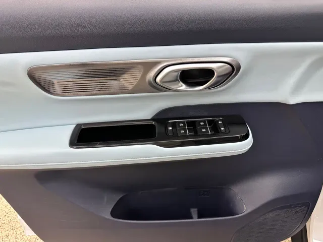 GAC Aion Y — Фото автомобиля 15