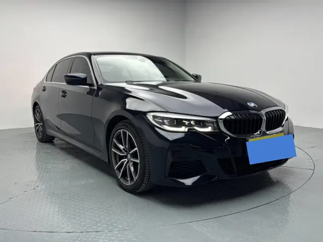 BMW 3 Series — Фото автомобиля 5