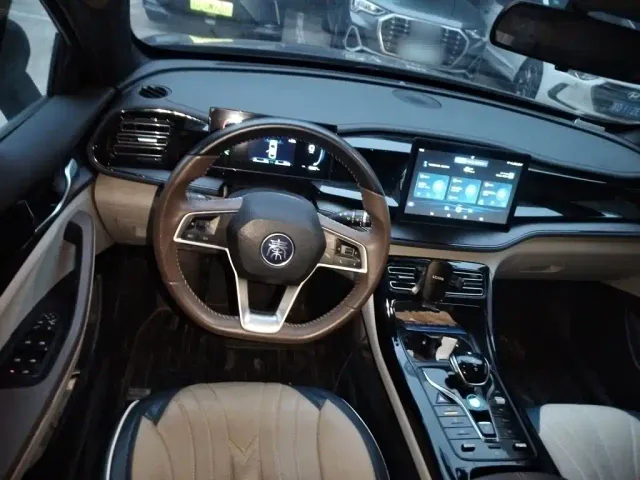 BYD Qin PLUS — Фото автомобиля 2