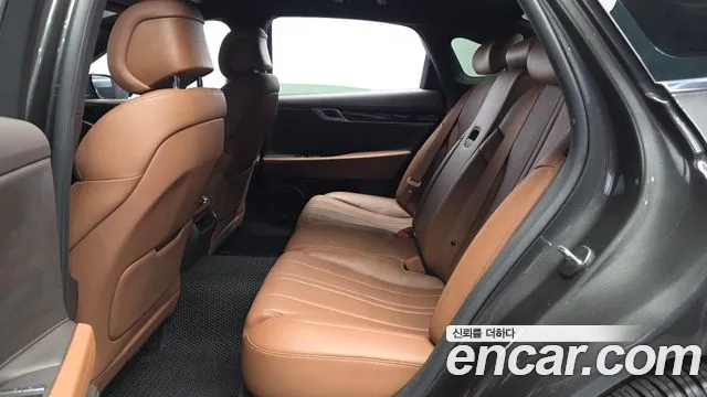 Genesis G80 Бензин 2.5 турбо 2WD — Фото автомобиля 12
