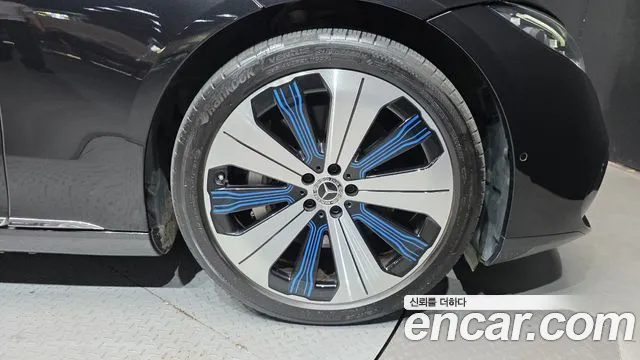 Mercedes-Benz EQS — Фото автомобиля 21