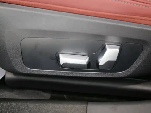BMW 3 Series — Фото автомобиля 12