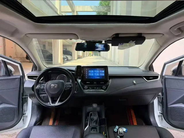 Toyota Corolla — Фото автомобиля 4
