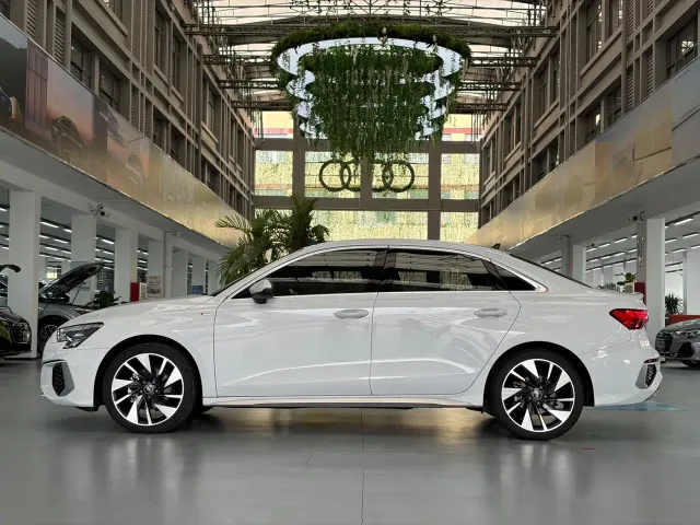 Audi A3 — Фото автомобиля 3