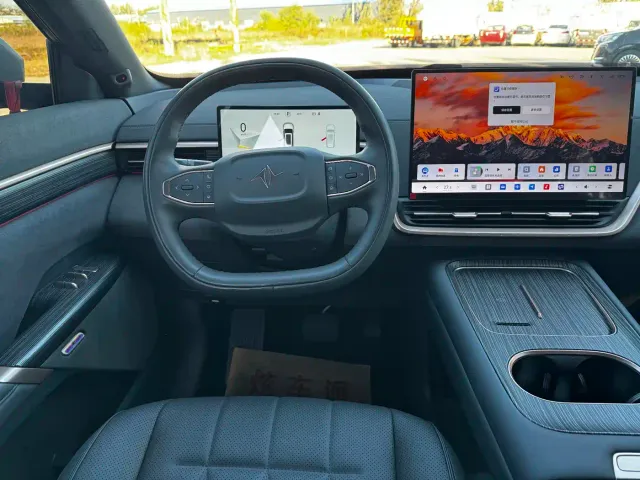 Dongfeng eπ 008 — Фото автомобиля 6