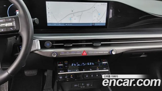 Hyundai Grandeur Grandeur (GN7) 2.5 Бензин 2WD — Фото автомобиля 13