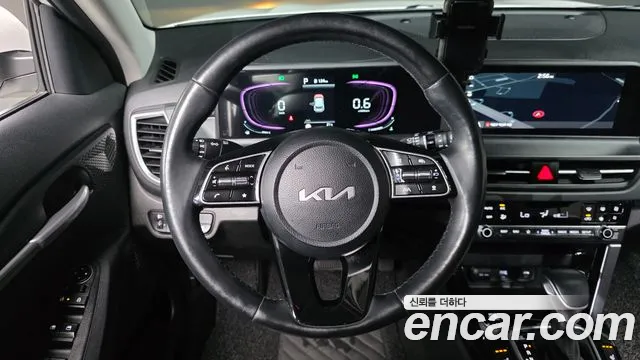 Kia Seltos — Фото автомобиля 19