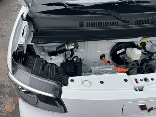 Wuling Zhiguang NEV — Фото автомобиля 21