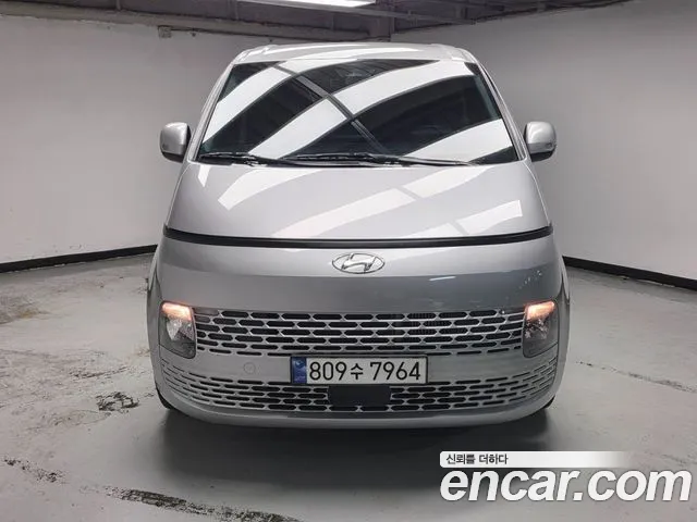 Hyundai Staria — Фото автомобиля 3