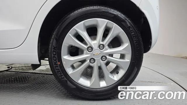 Chevrolet Spark — Фото автомобиля 6