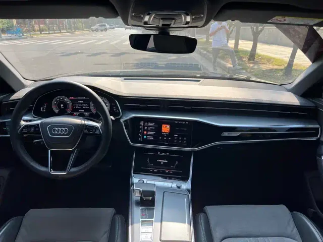 Audi A6L — Фото автомобиля 8