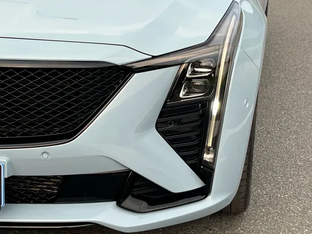 Cadillac CT5 — Фото автомобиля 16