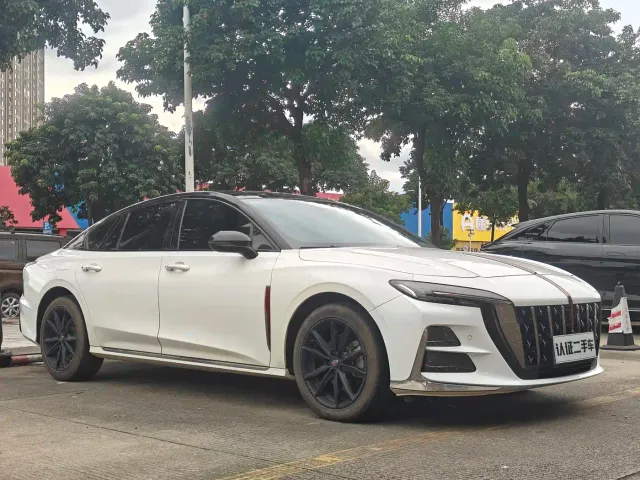 Hongqi H6 — Фото автомобиля 3