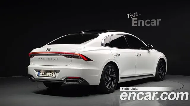 Hyundai Grandeur Grandeur (New) Hybrid — Фото автомобиля 2