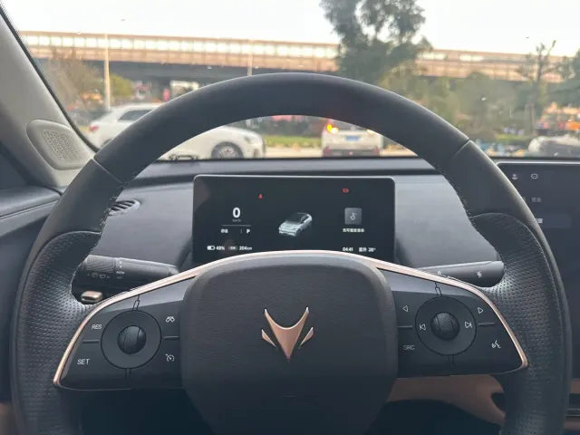 Arcfox T1 — Фото автомобиля 15