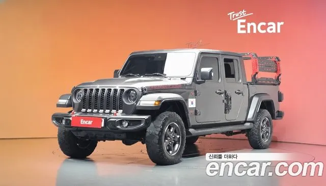 Фотография автомобиля — Jeep Gladiator