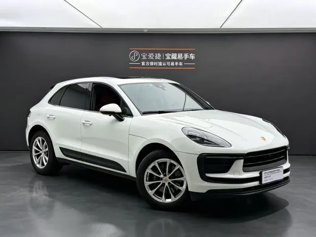 Фотография автомобиля — Porsche Macan