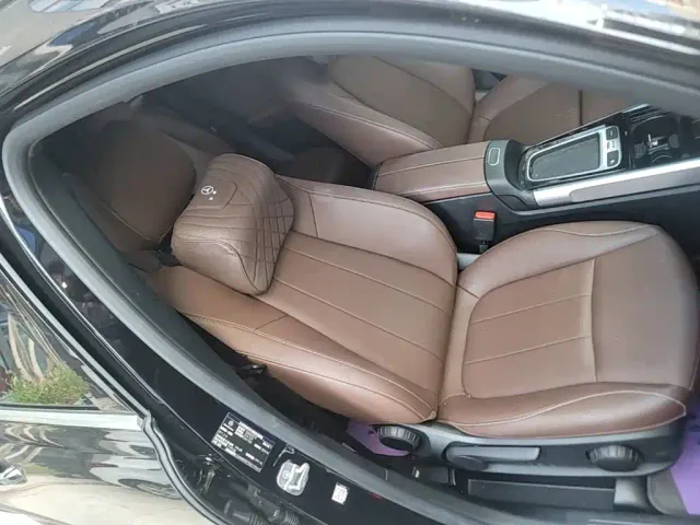 Mercedes-Benz GLB-Class — Фото автомобиля 24
