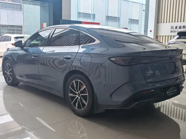 BYD Seal 06 — Фото автомобиля 10