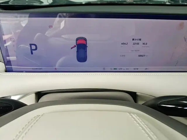 IM Motors LS6 — Фото автомобиля 11